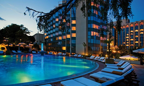 Ultimate Luxury <br> Hotel Experience